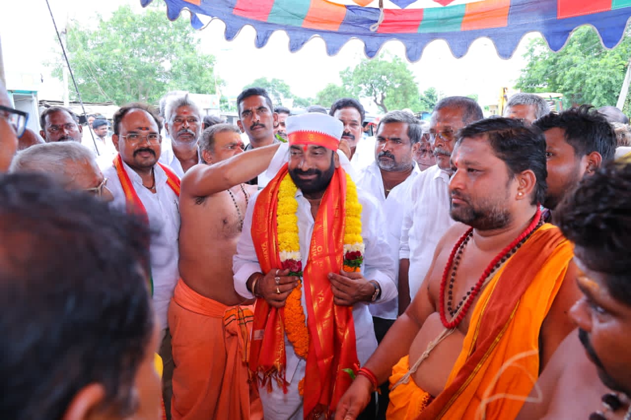 Maha Kumbhabhishekam Sanctum Blessing